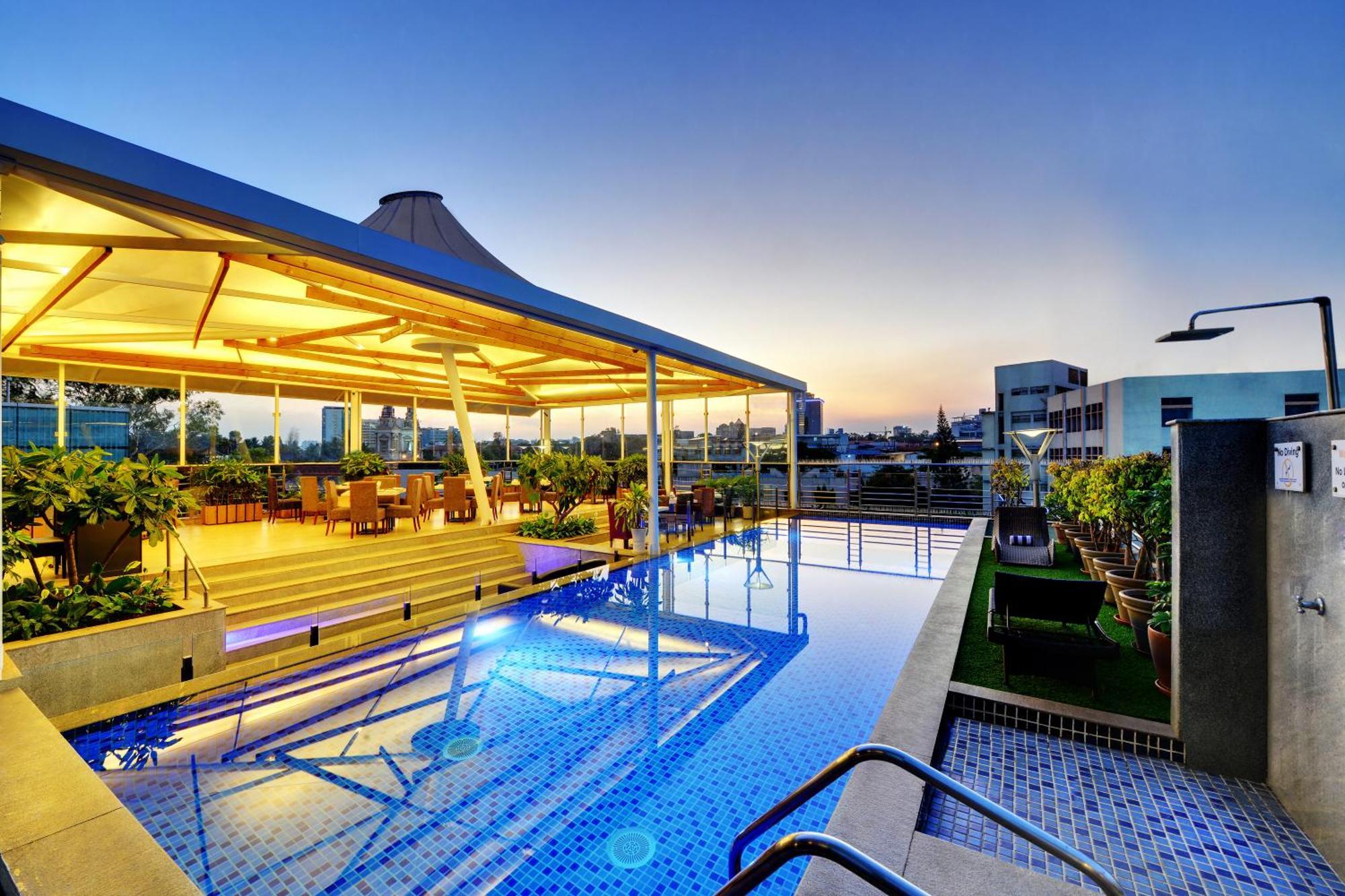 Iris The Business Hotel Μπανγκαλόρ Εξωτερικό φωτογραφία