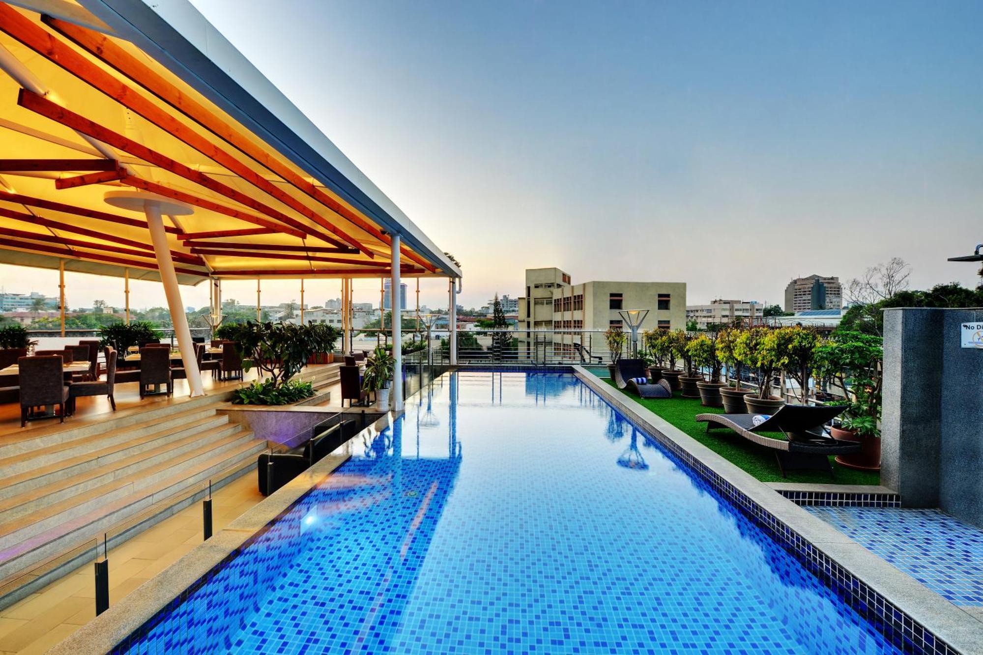 Iris The Business Hotel Μπανγκαλόρ Εξωτερικό φωτογραφία