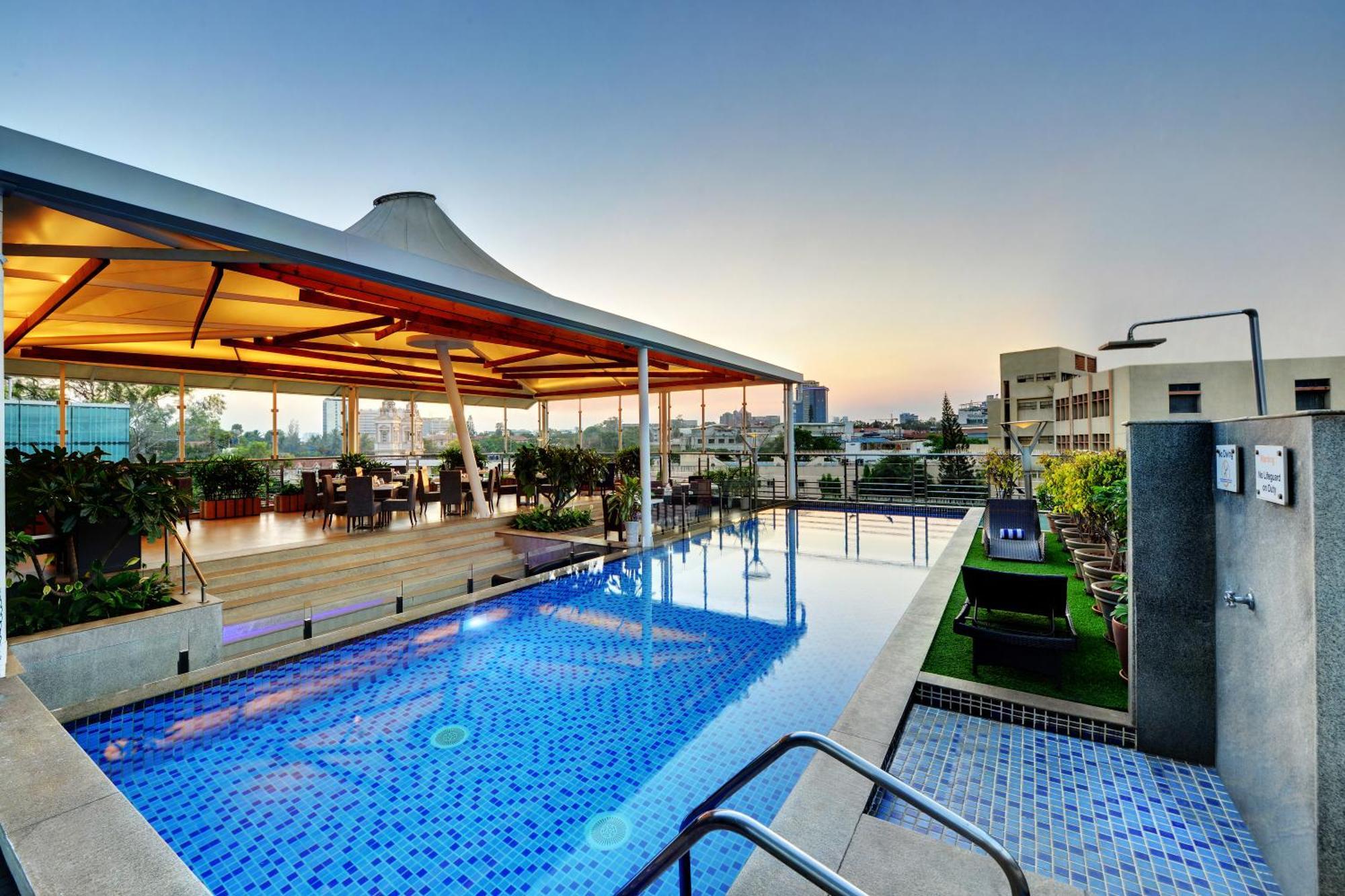 Iris The Business Hotel Μπανγκαλόρ Εξωτερικό φωτογραφία