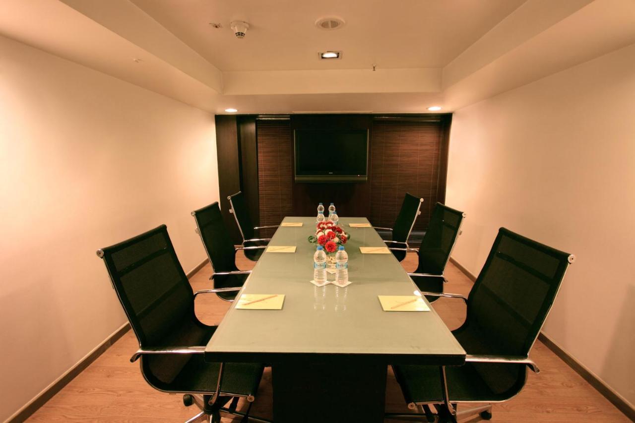 Iris The Business Hotel Μπανγκαλόρ Εξωτερικό φωτογραφία